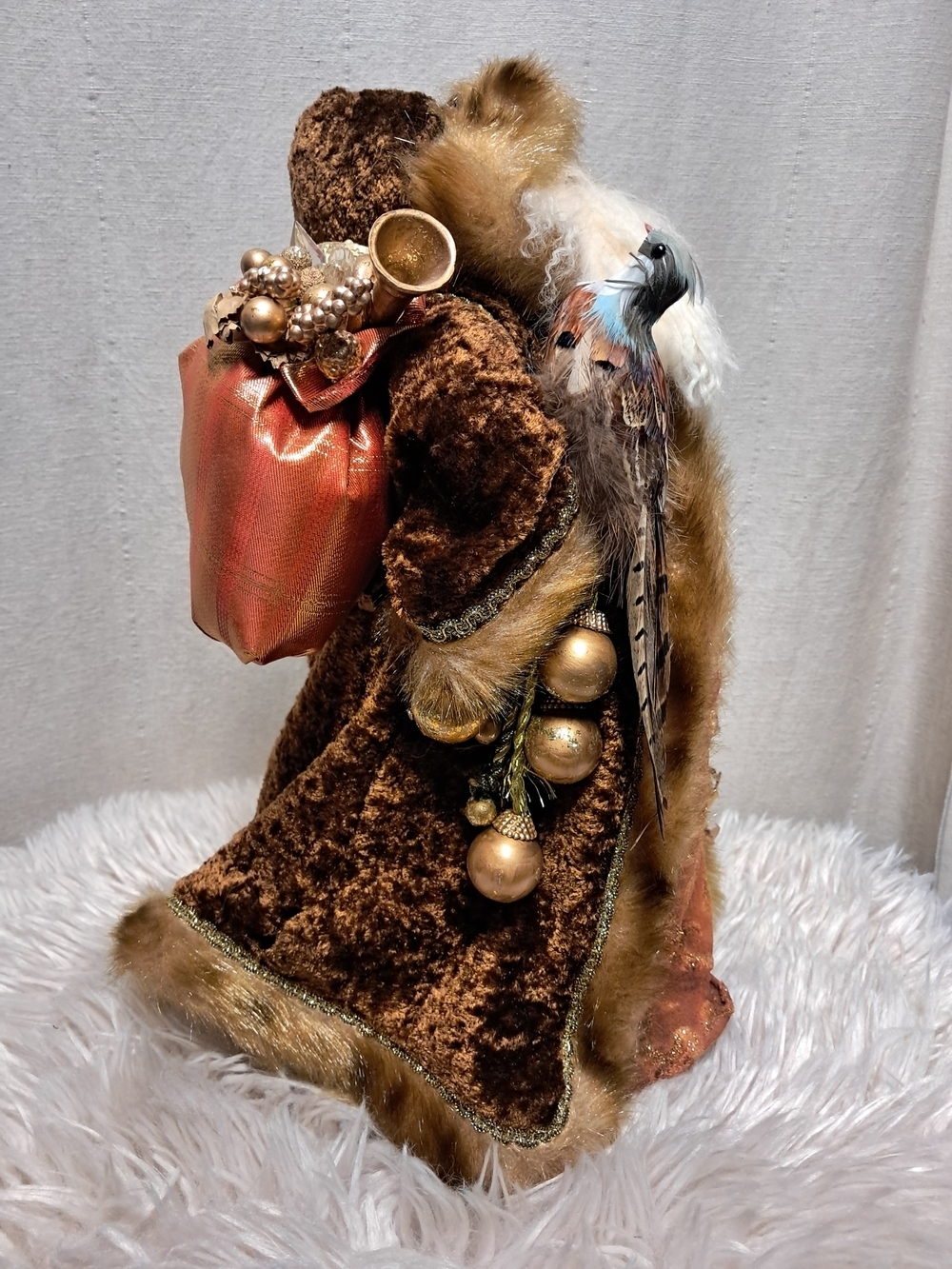 18" Vintage Old World Fur-Trim Gold Santa With Feather Accents - Picture 2 of 6